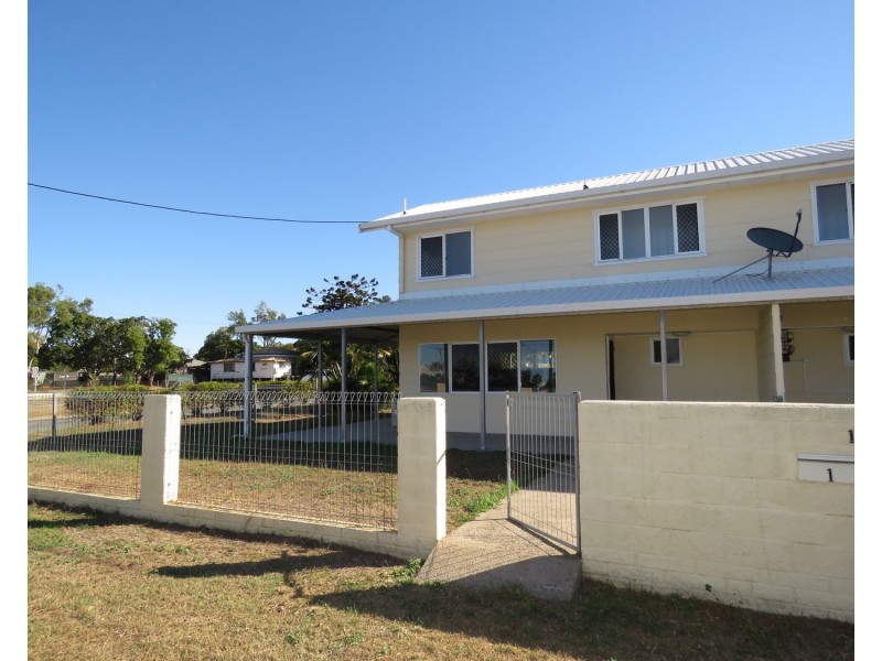 1/17 Leichhardt Street, Bowen QLD 4805