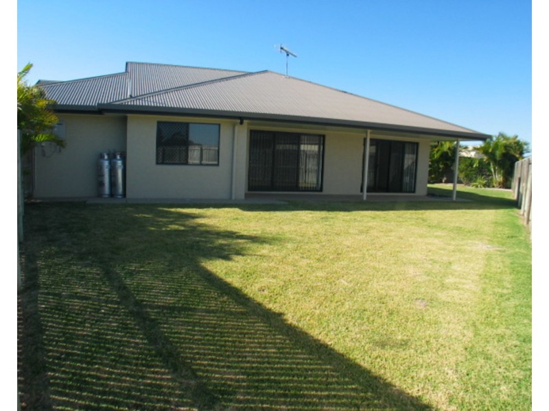 11 Lucinda Place, Bowen QLD 4805