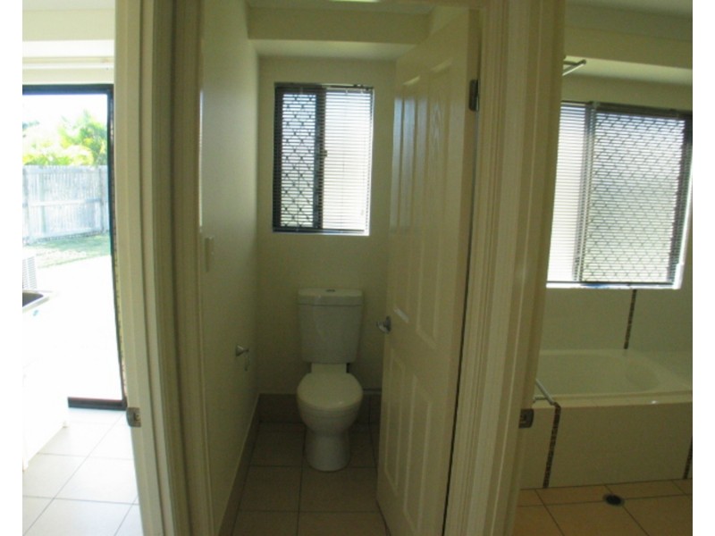 11 Lucinda Place, Bowen QLD 4805