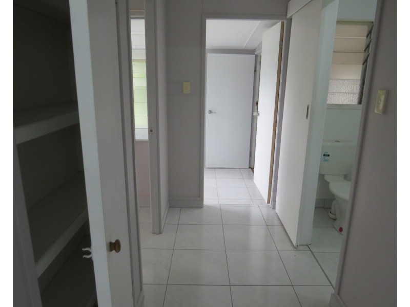 2/6 Webster Street, Bowen QLD 4805