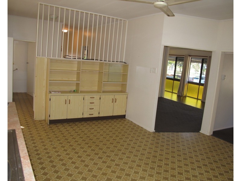 11 Golf Links Road, Bowen QLD 4805