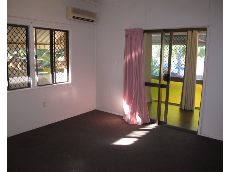 11 Golf Links Road, Bowen QLD 4805