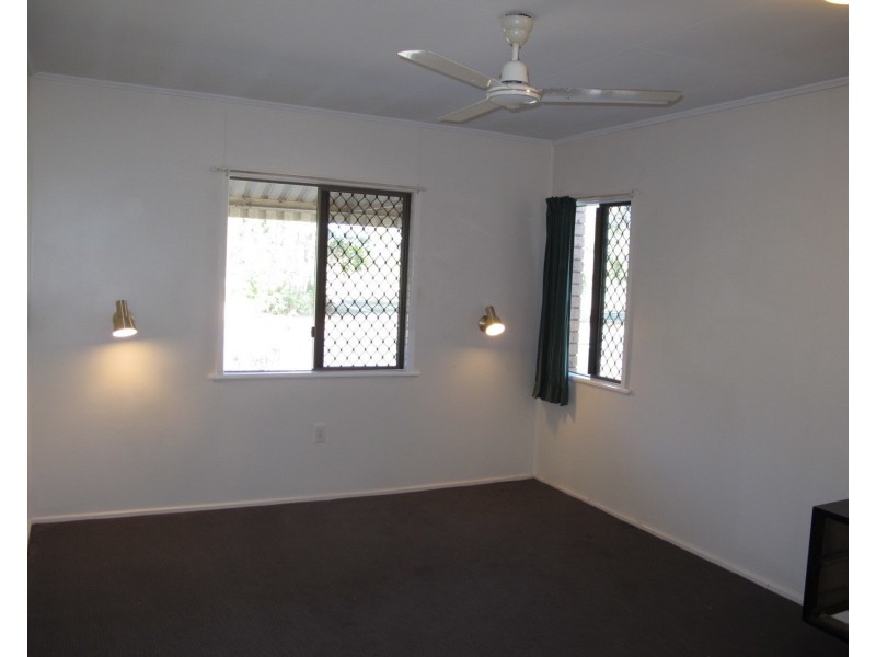 11 Golf Links Road, Bowen QLD 4805