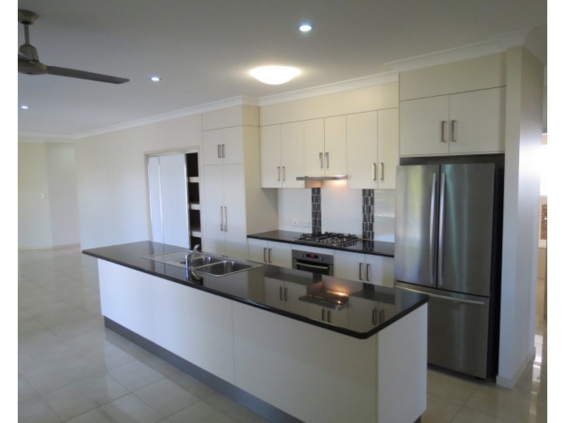 3 Sunshine Court, Bowen QLD 4805