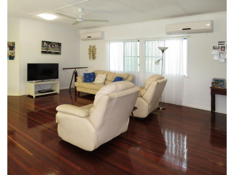 75 Queens Beach Esplanade, Bowen QLD 4805
