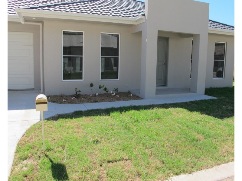 5 Eighth Close, Bowen QLD 4805