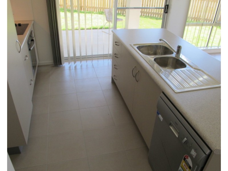 5 Eighth Close, Bowen QLD 4805