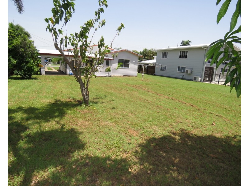 60 Tollington Road, Bowen QLD 4805