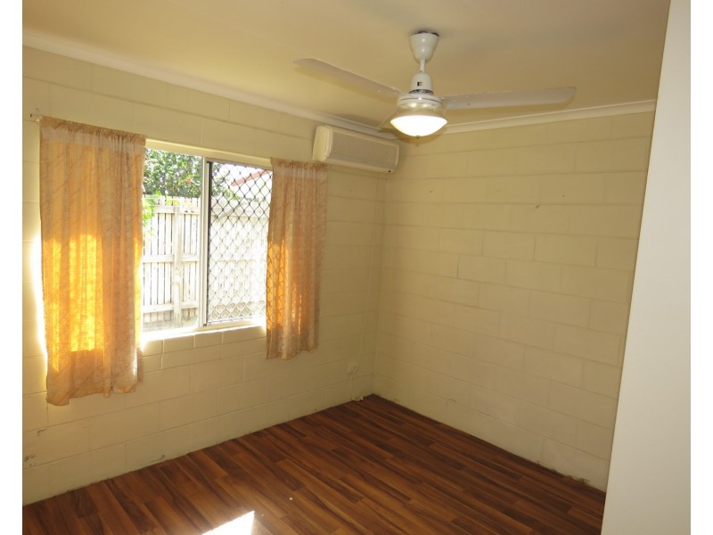 4/89 Powell Street, Bowen QLD 4805