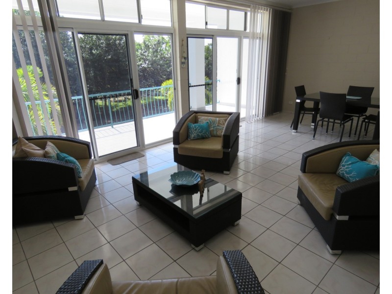 12/89 Horseshoe Bay Road, Bowen QLD 4805