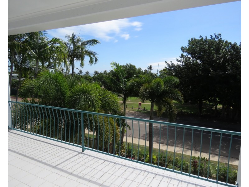 12/89 Horseshoe Bay Road, Bowen QLD 4805