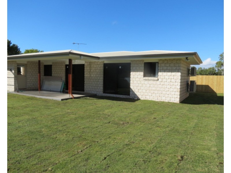 15 Wattle Crescent, Bowen QLD 4805