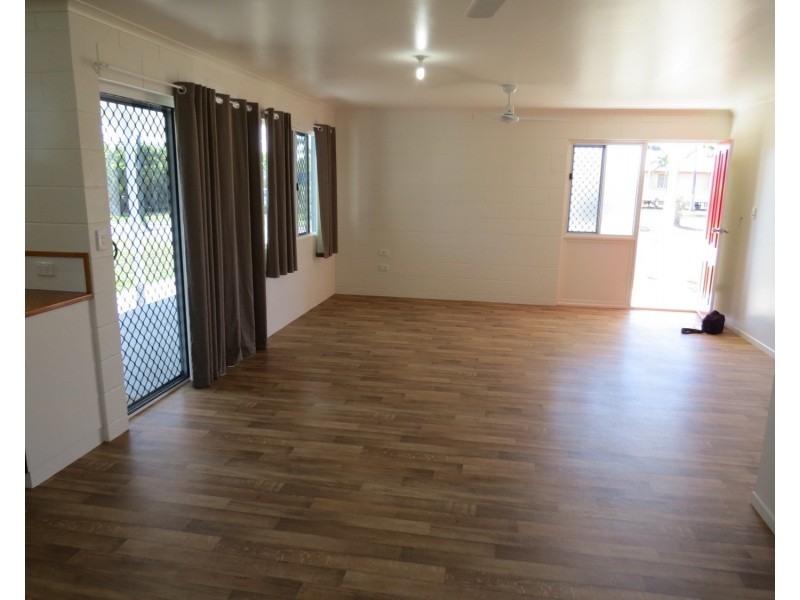 9 Creek Street, Bowen QLD 4805