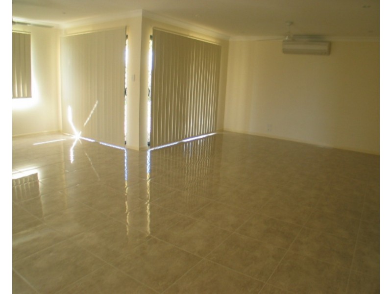 4 Lime Tree Court, Bowen QLD 4805