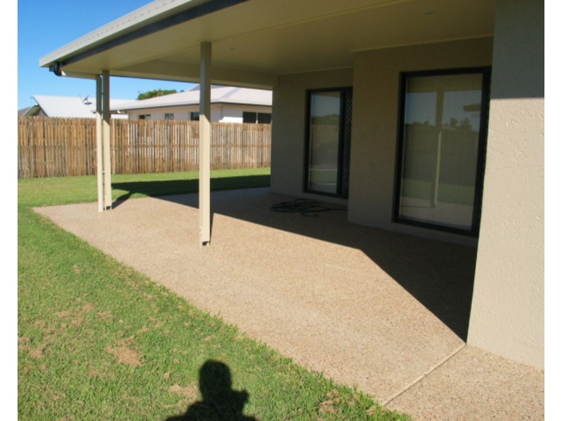 4 Lime Tree Court, Bowen QLD 4805