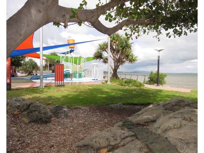 17 Thomas Street, Bowen QLD 4805