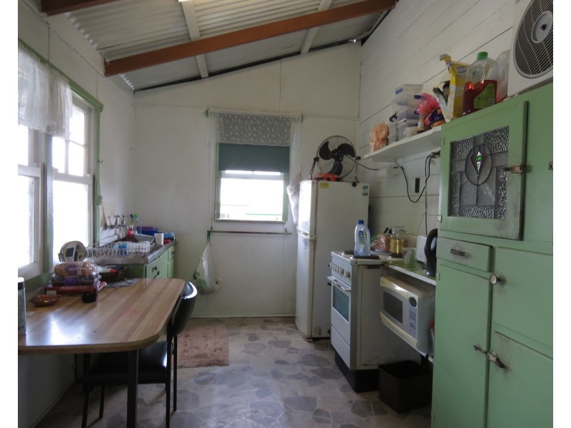 17 Thomas Street, Bowen QLD 4805