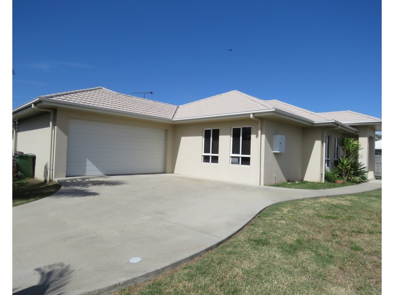 1 Seventh Close, Bowen QLD 4805