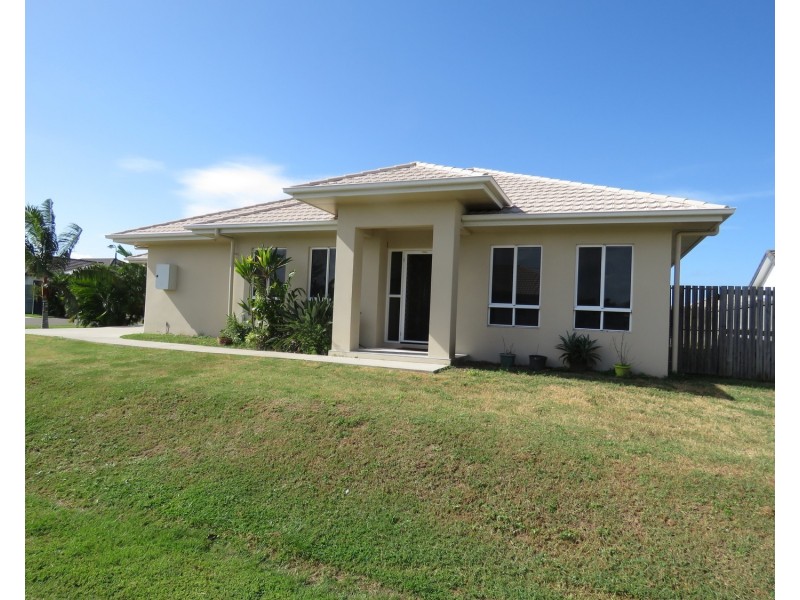 1 Seventh Close, Bowen QLD 4805