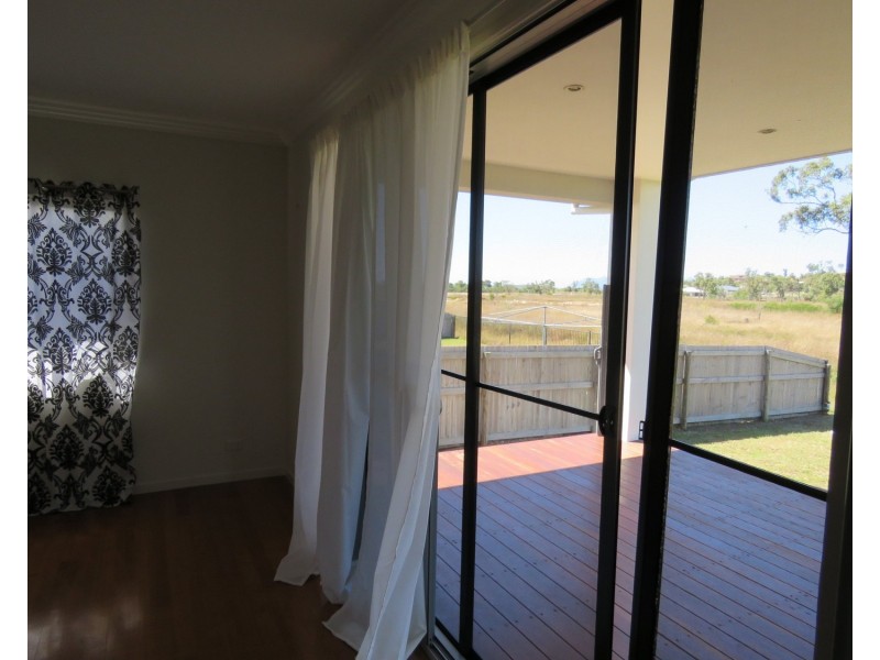 40 Scenic Crescent, Bowen QLD 4805