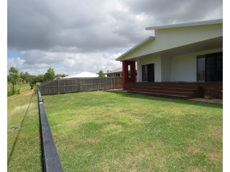 40 Scenic Crescent, Bowen QLD 4805