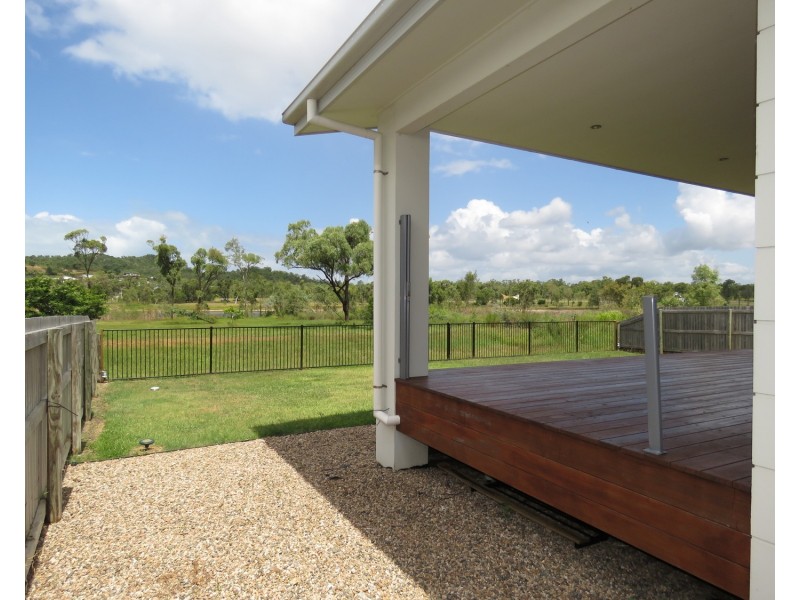 40 Scenic Crescent, Bowen QLD 4805
