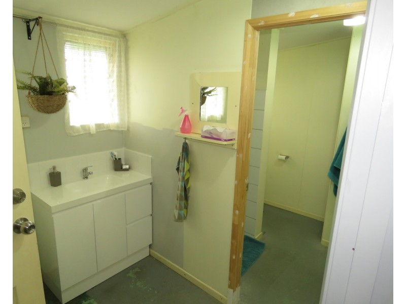 53 Africandar Road, Bowen QLD 4805