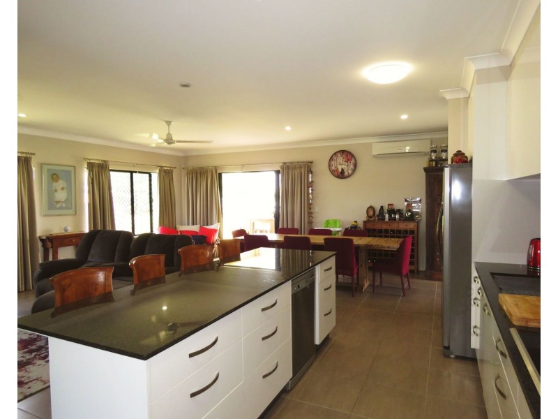 29 Matthews Street, Bowen QLD 4805