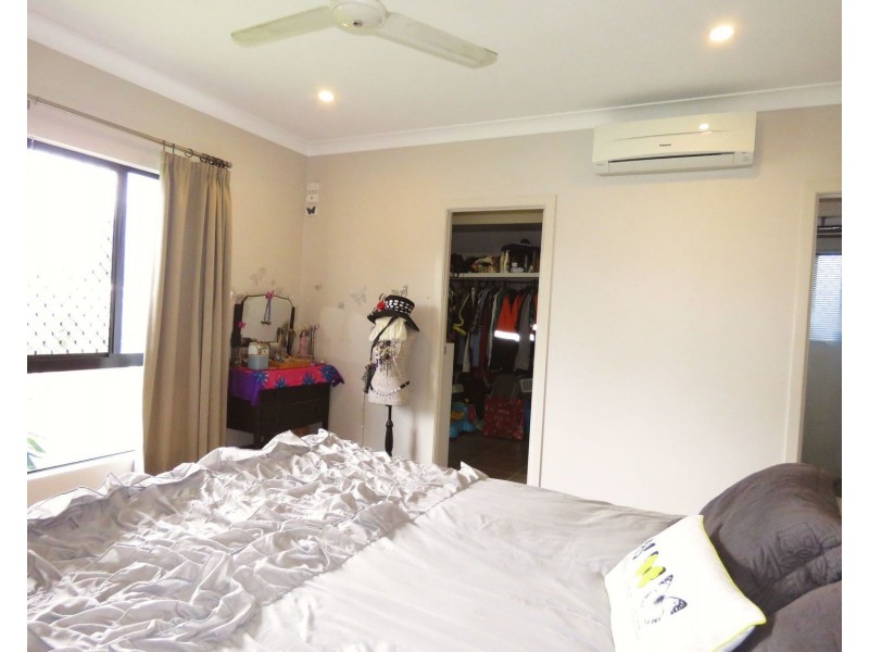 29 Matthews Street, Bowen QLD 4805