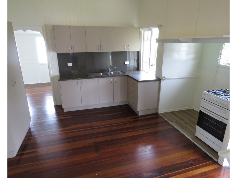 25 Kennedy Street, Bowen QLD 4805