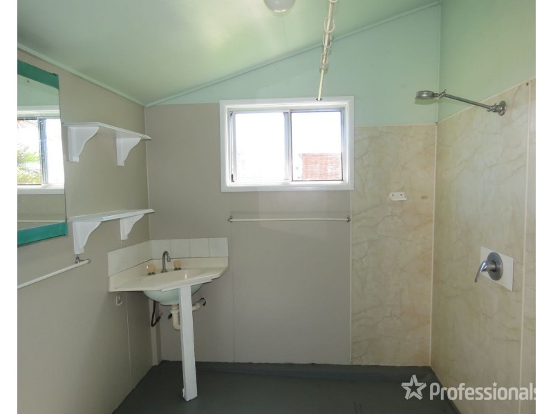 66 Dalrymple Street, Bowen QLD 4805