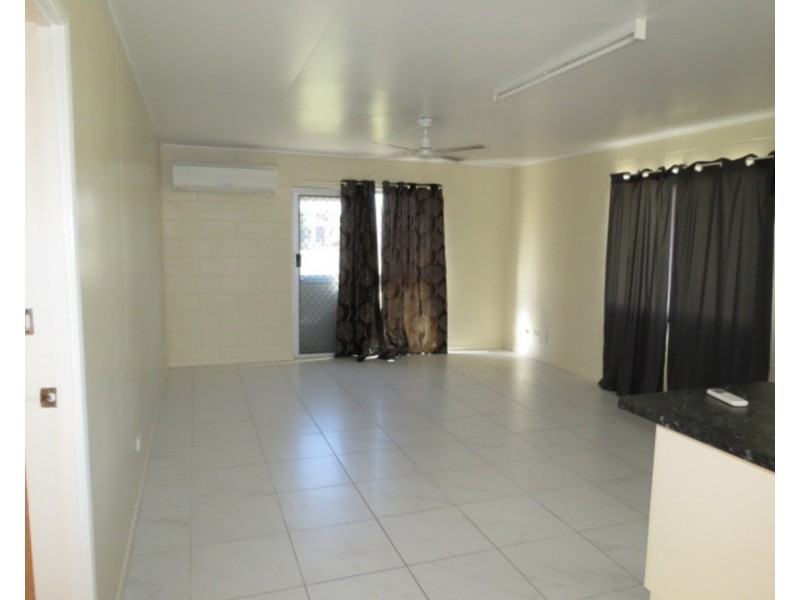 14 Kennedy Street, Bowen QLD 4805