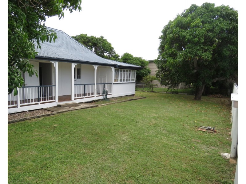 60 Livingstone Street, Bowen QLD 4805