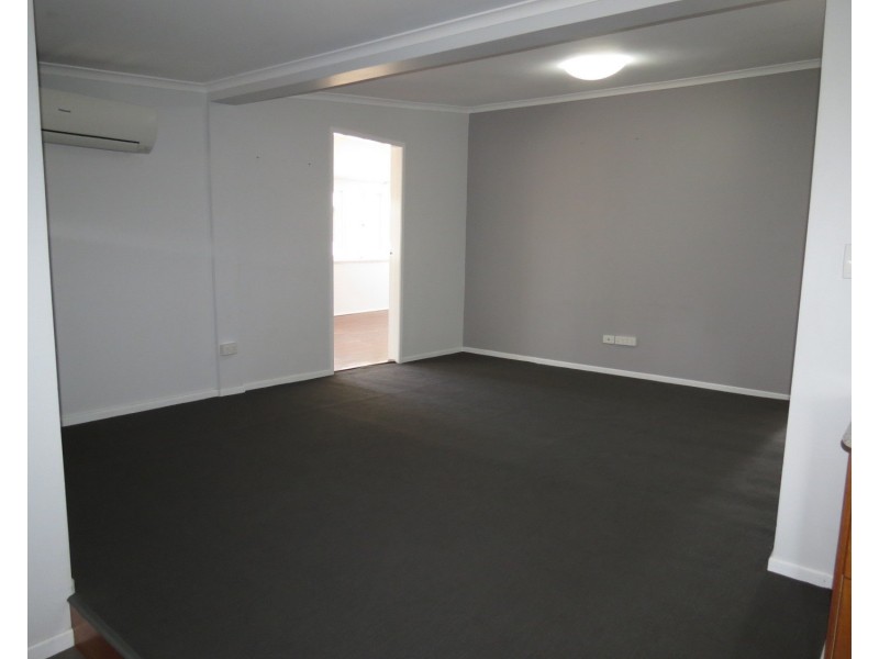 60 Livingstone Street, Bowen QLD 4805