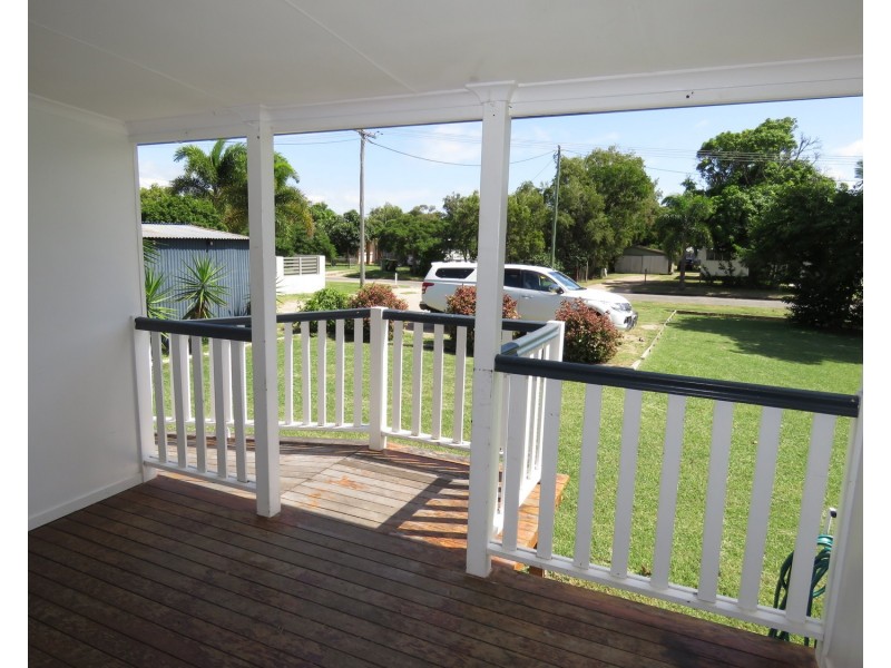 60 Livingstone Street, Bowen QLD 4805