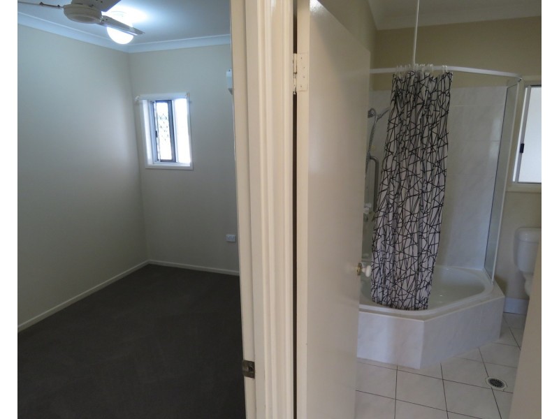 2/28 Sinclair Street, Bowen QLD 4805