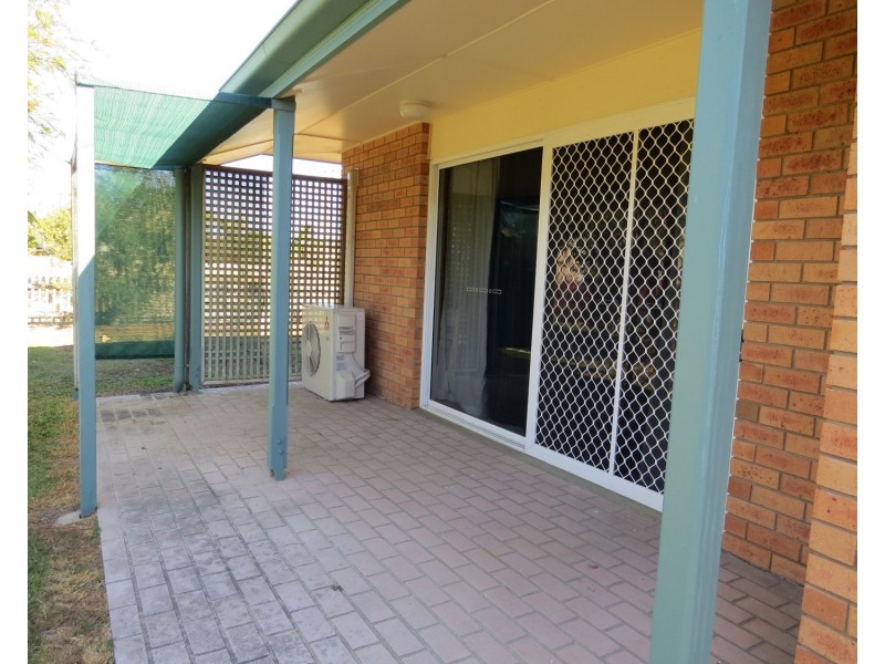 2/28 Sinclair Street, Bowen QLD 4805