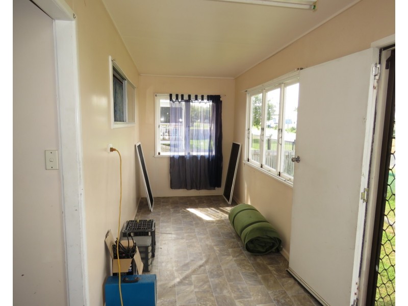 14 Rodney Street, Bowen QLD 4805