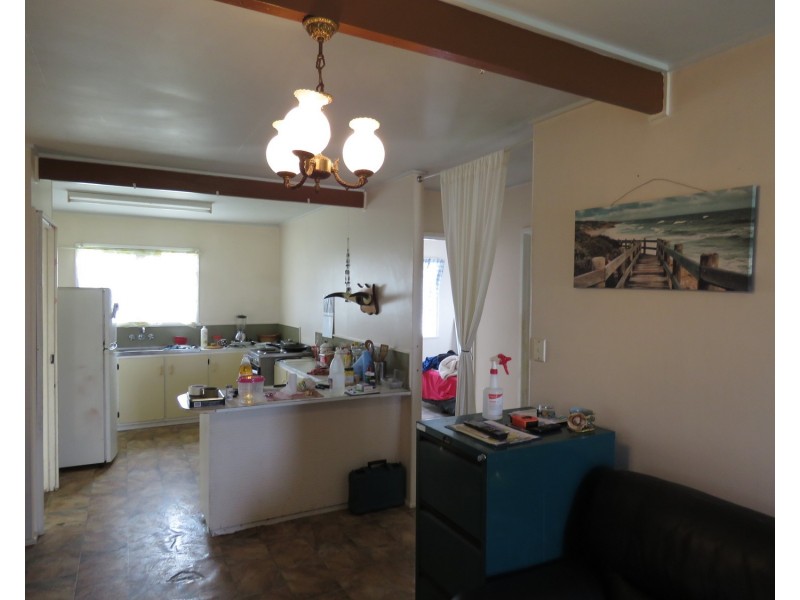 14 Rodney Street, Bowen QLD 4805