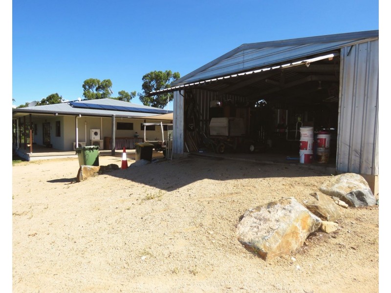 57 Africandar Road, Bowen QLD 4805