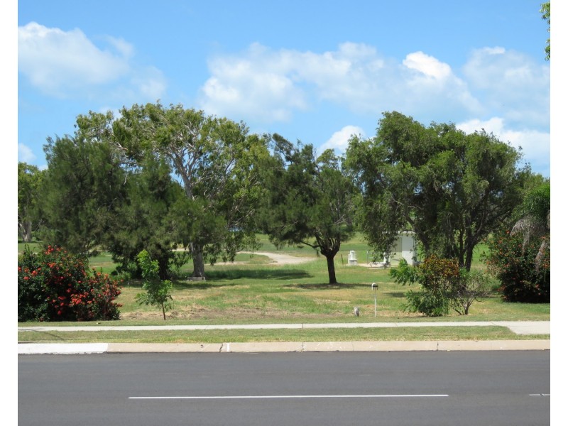 112 Herbert Street, Bowen QLD 4805