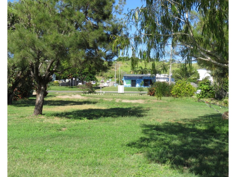 112 Herbert Street, Bowen QLD 4805