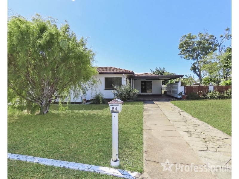 24 Gilbert Street, Bowen QLD 4805