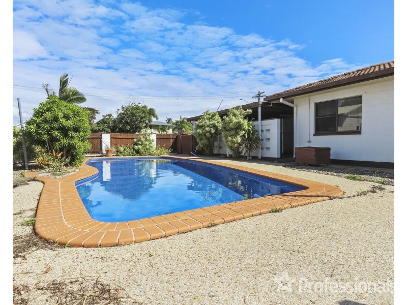 24 Gilbert Street, Bowen QLD 4805