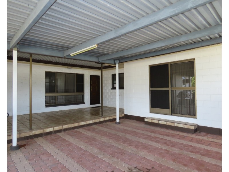24 Gilbert Street, Bowen QLD 4805