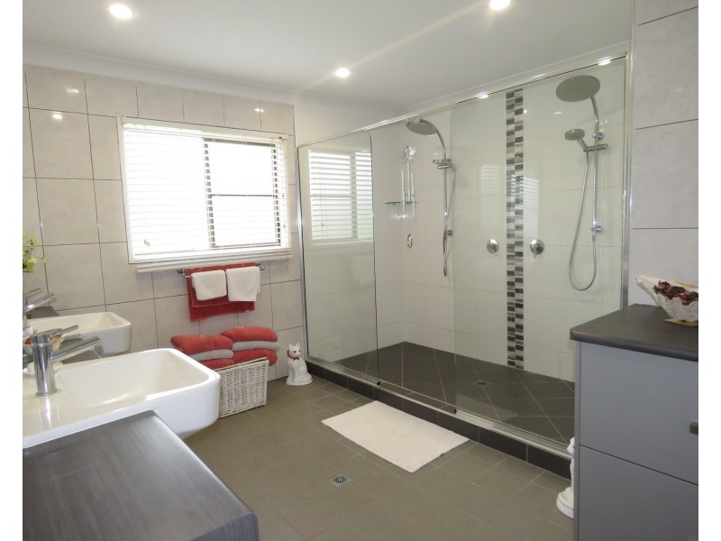 225 Euri Road, Bowen QLD 4805