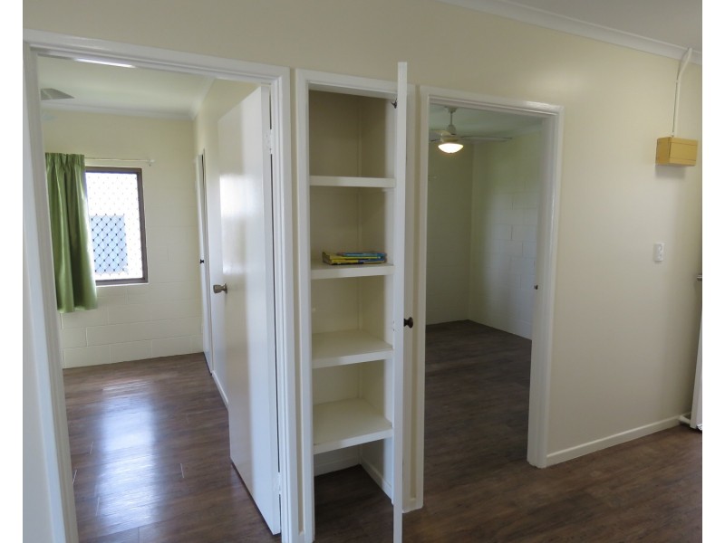 1/8 Poinciana Drive, Bowen QLD 4805