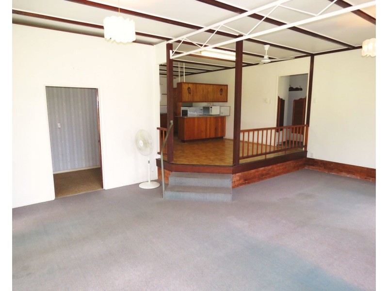 24 Field Street, Bowen QLD 4805