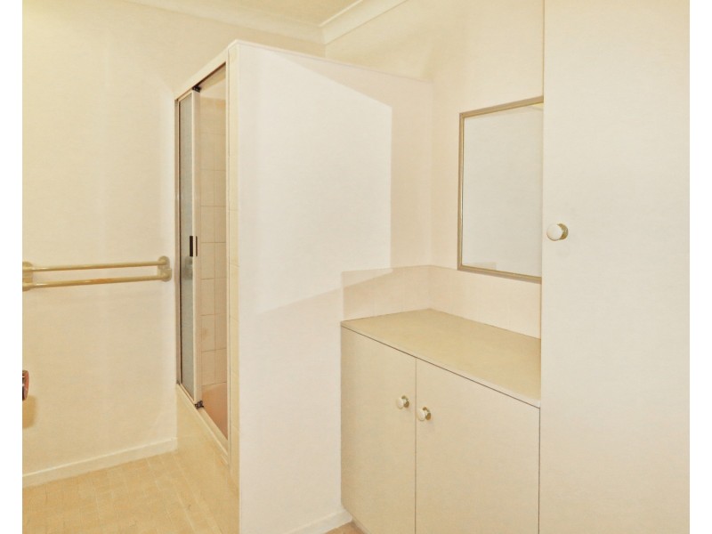 176 Strickland Street, Bowen QLD 4805