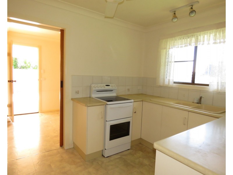 176 Strickland Street, Bowen QLD 4805